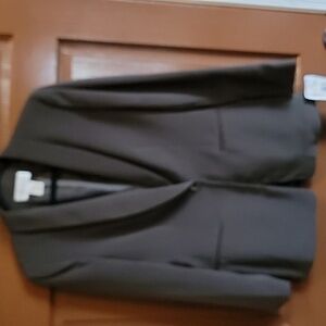Jones New York-Deep Olive shawl collared long sleeved blazer Size 6 NWT.